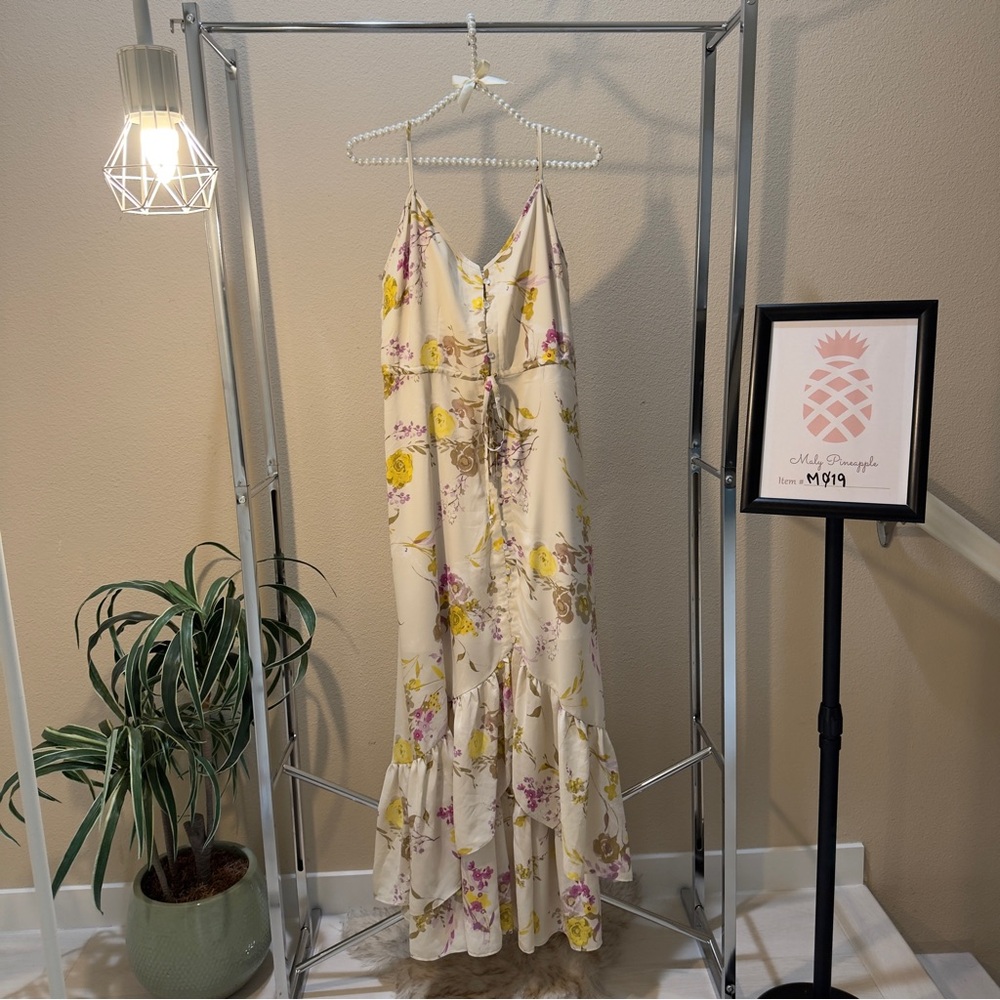 Nanette Lepore size 8 spaghetti strap v-neck ruffle bottom floral dress